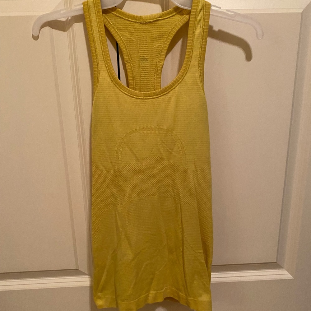 Lulu Lemon swiftly tech racer back tank